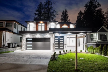 10671 127a Street, Surrey, BC, Cedar Hills — 10 bed single family residence for sale