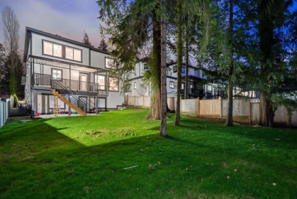 Fitness Center Photo Near 10671 127a Street, Surrey, BC