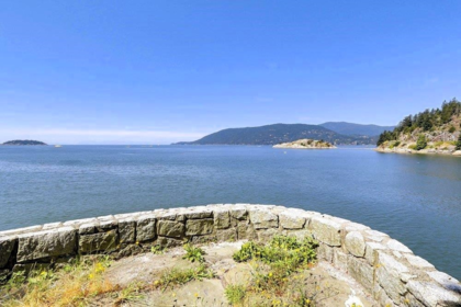 6648 Marine Drive, West Vancouver, BC, West Vancouver — Single Family Residence for sale