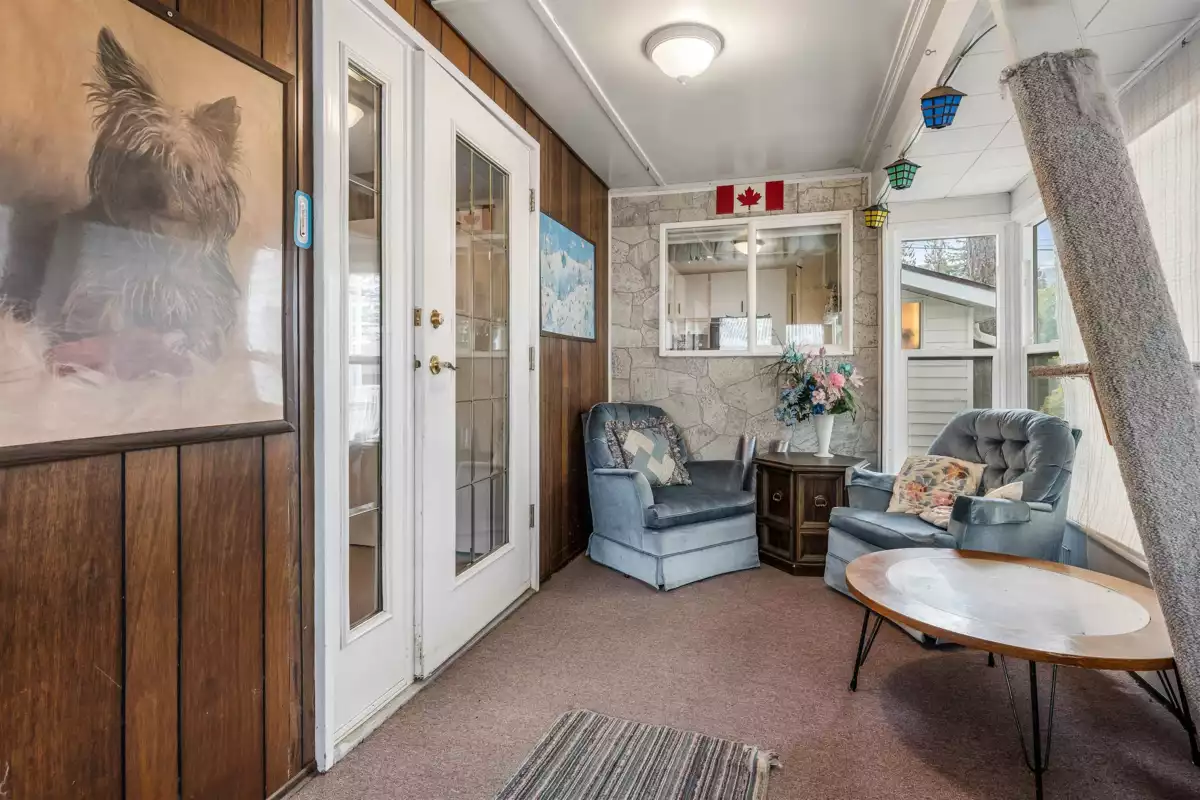 Dining Area Photo of 363 Pine Street, Cultus Lake, BC