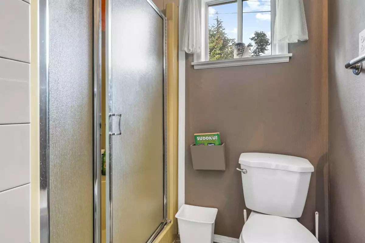 Laundry Room Photo of 363 Pine Street, Cultus Lake, BC