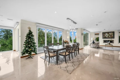 Breakfast Nook Photo of 518 Ballantree Place, West Vancouver, BC