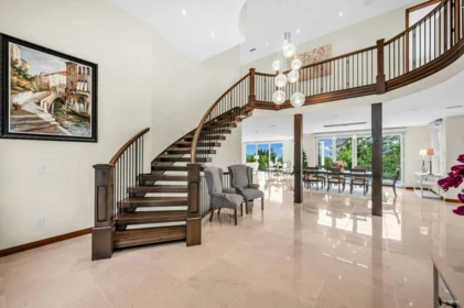 518 Ballantree Place, West Vancouver, BC