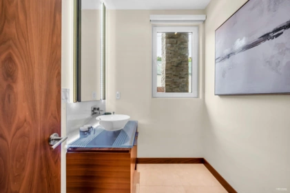 Office / Den Photo of 518 Ballantree Place, West Vancouver, BC