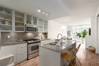 412 298 E 11th Avenue, Vancouver, BC, Vancouver — Apartment/Condo for sale