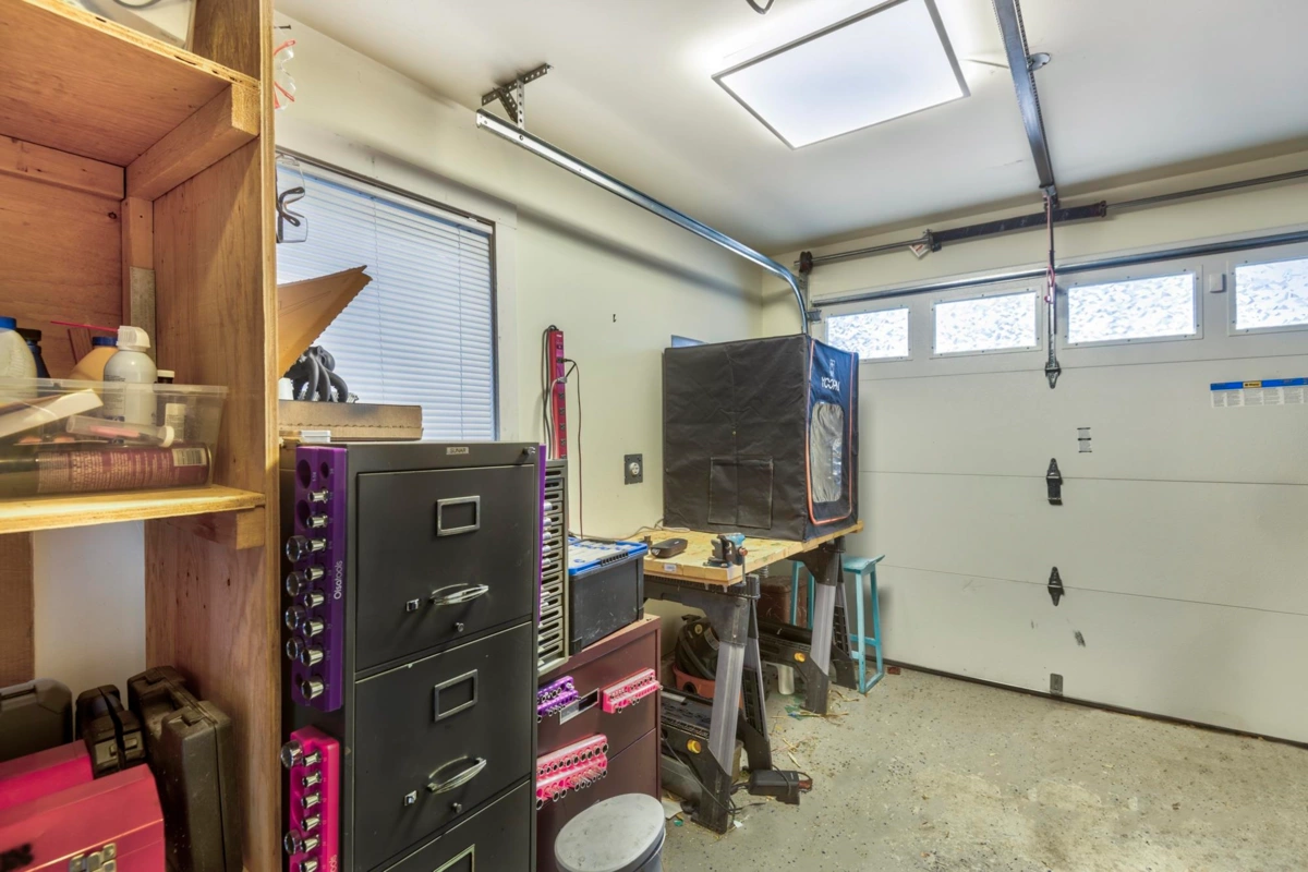 Garden / Landscaping Photo of 4312 Georgia Street, Burnaby, BC