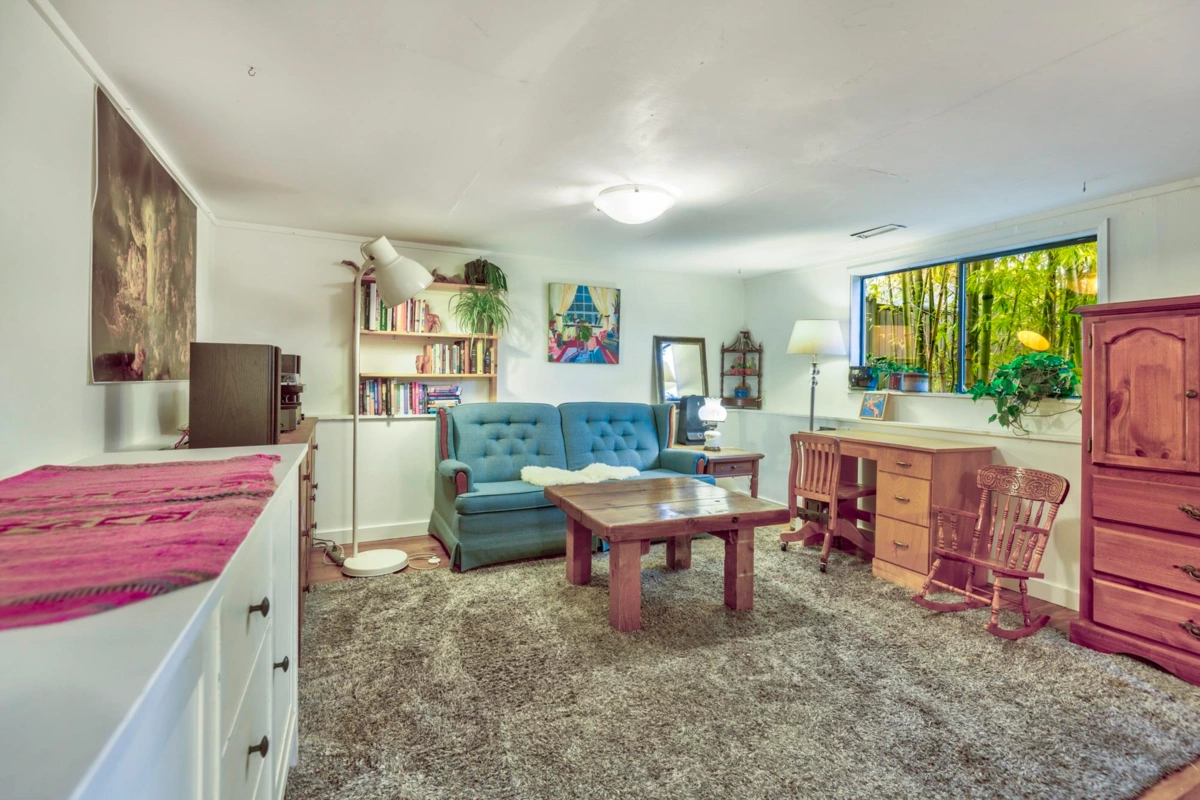 Office / Den Photo of 4312 Georgia Street, Burnaby, BC