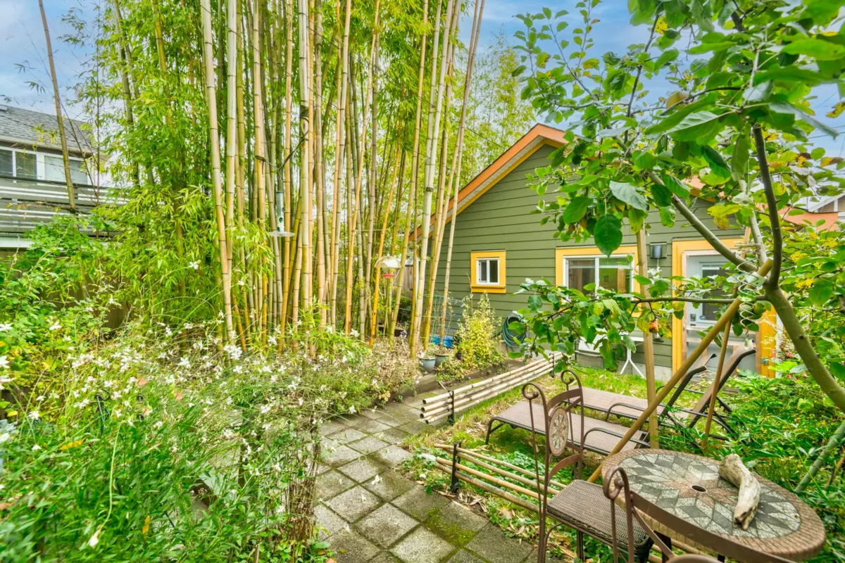 Outdoor Kitchen Photo of 4312 Georgia Street, Burnaby, BC