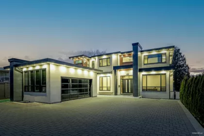 11229 136 Street, Surrey, BC, Bolivar Heights — 8 bed single family residence for sale