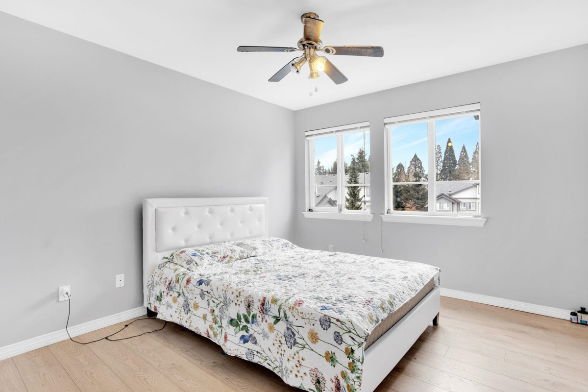 Powder Room Photo of 25 7250 144 Street, Surrey, BC