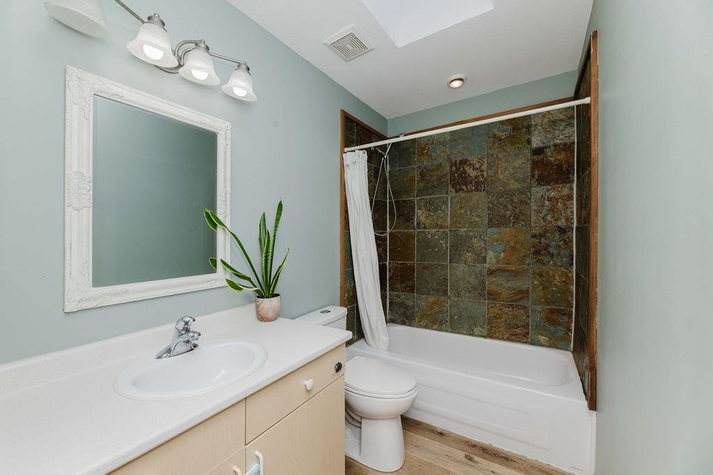 Front Yard Photo of 6002 - 6008 Dubois Road, Madeira Park, BC