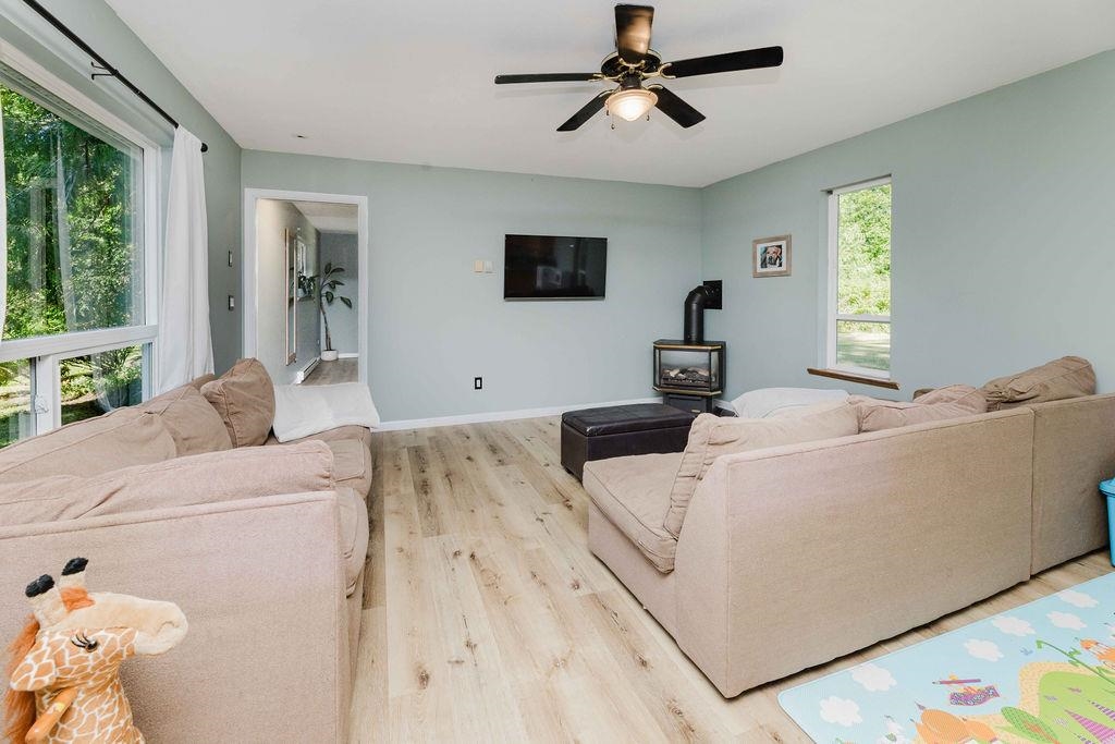 Staircase Photo of 6002 - 6008 Dubois Road, Madeira Park, BC