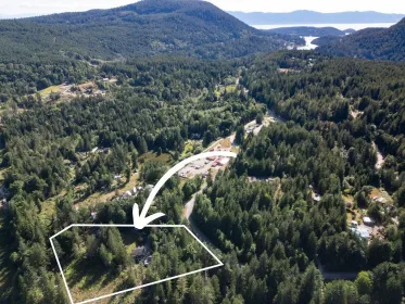 Community Amenities Photo (Clubhouse) of 6002 - 6008 Dubois Road, Madeira Park, BC