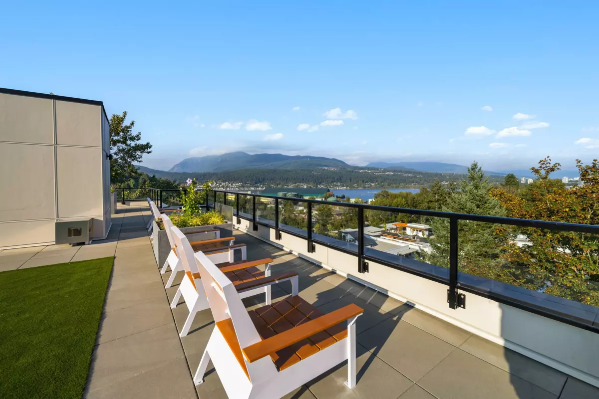 Aerial View of 221 2002 St. George Street, Port Moody, BC