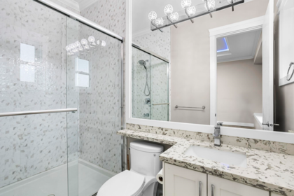 Laundry Room Photo of 33908 Tooley Place, Mission, BC