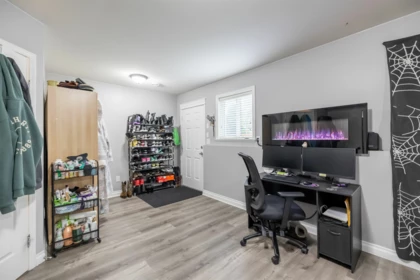 Entry Foyer Photo of 26 33925 Araki Court, Mission, BC