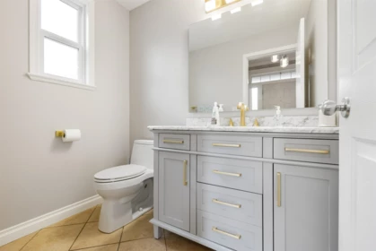 Walk-In Closet Photo of 26 33925 Araki Court, Mission, BC