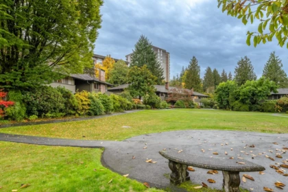 312 235 Keith Road, West Vancouver, BC