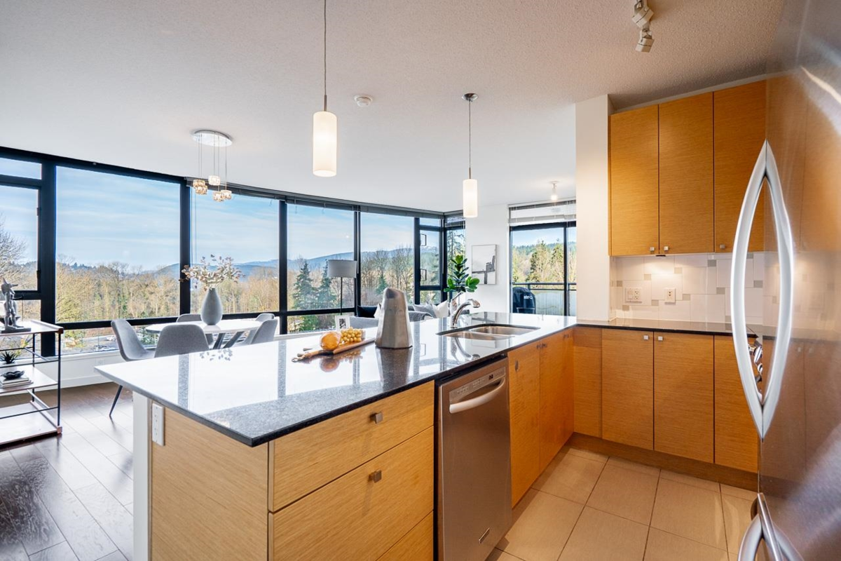 Kitchen Island Photo of 706 110 Brew Street, Port Moody, BC