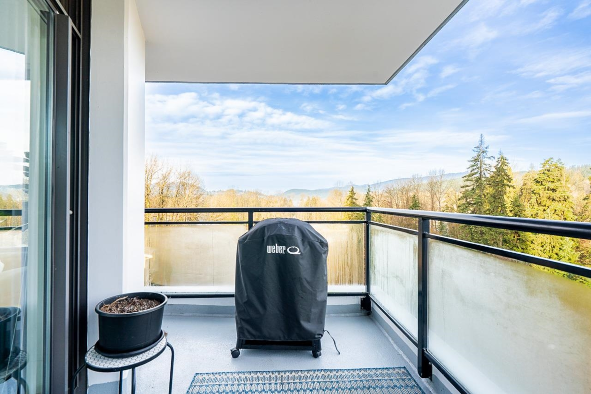 Powder Room Photo of 706 110 Brew Street, Port Moody, BC