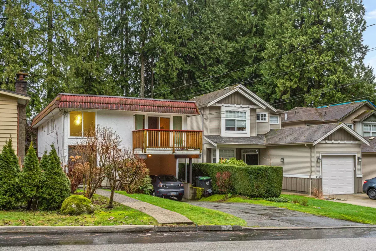 Fitness Center Photo Near 4390 Hoskins Road, North Vancouver, BC