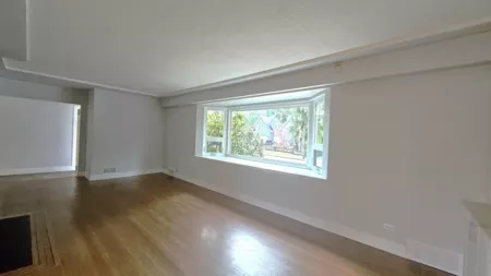 Walk-In Closet Photo of 845 Smith Avenue, Coquitlam, BC