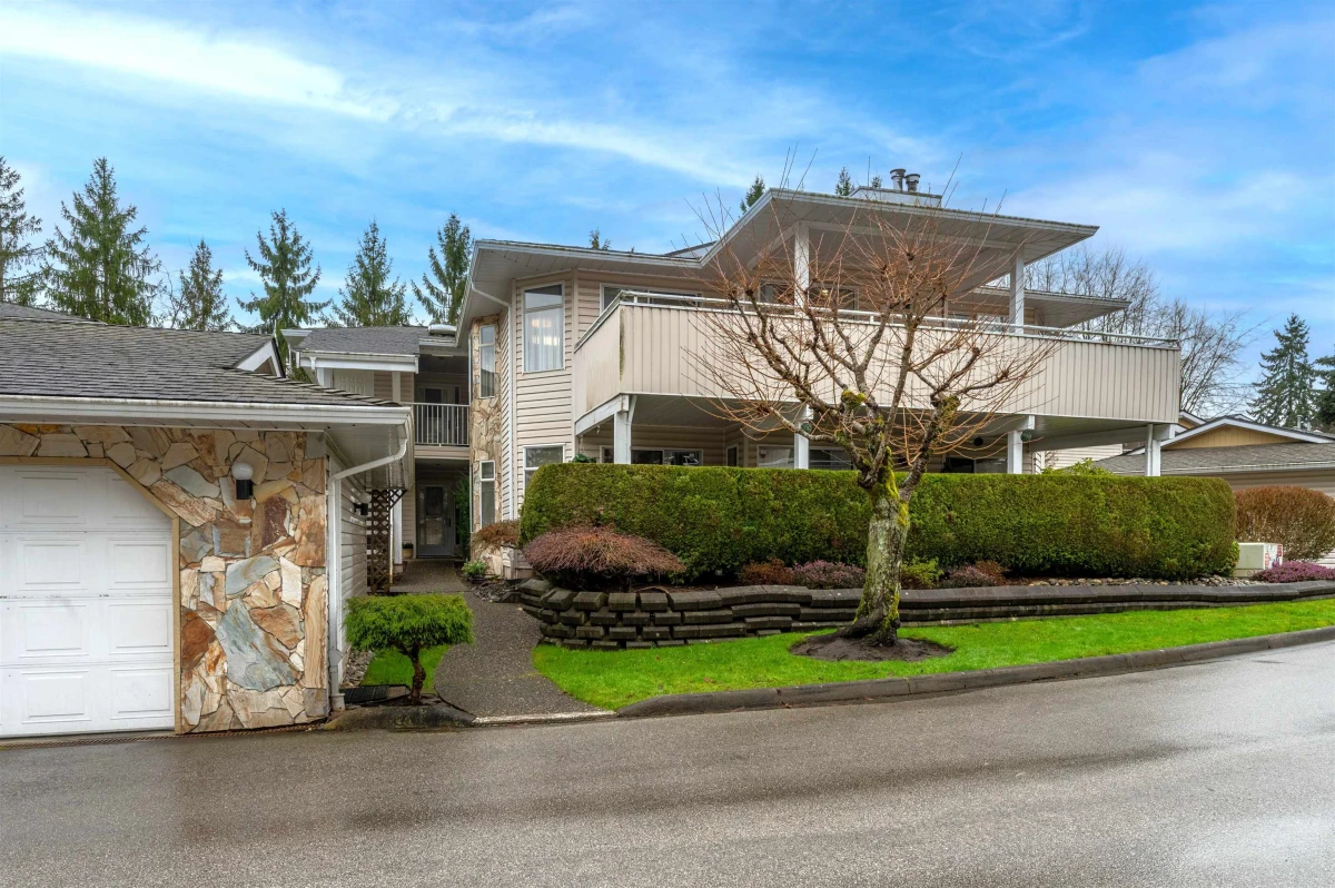 Breakfast Nook Photo of 205 10584 153 Street, Surrey, BC