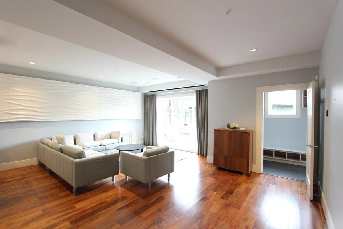 Hot Tub / Spa Photo of 3950 W 37th Avenue, Vancouver, BC