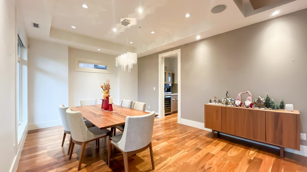 Kitchen Island Photo of 3950 W 37th Avenue, Vancouver, BC