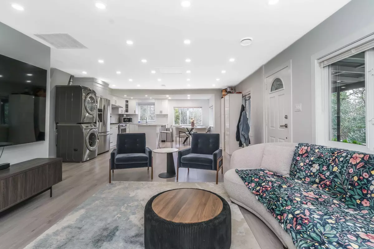 Bedroom 3 Photo of 27601 104 Avenue, Maple Ridge, BC