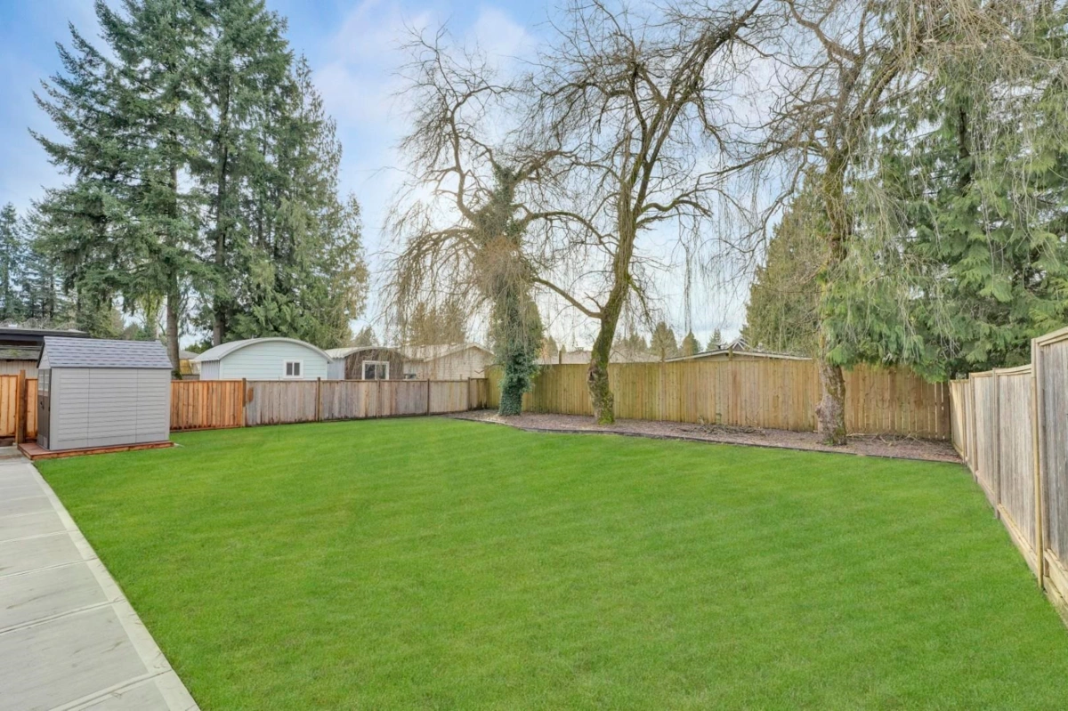 Dining Area Photo of 11735 210 Street, Maple Ridge, BC