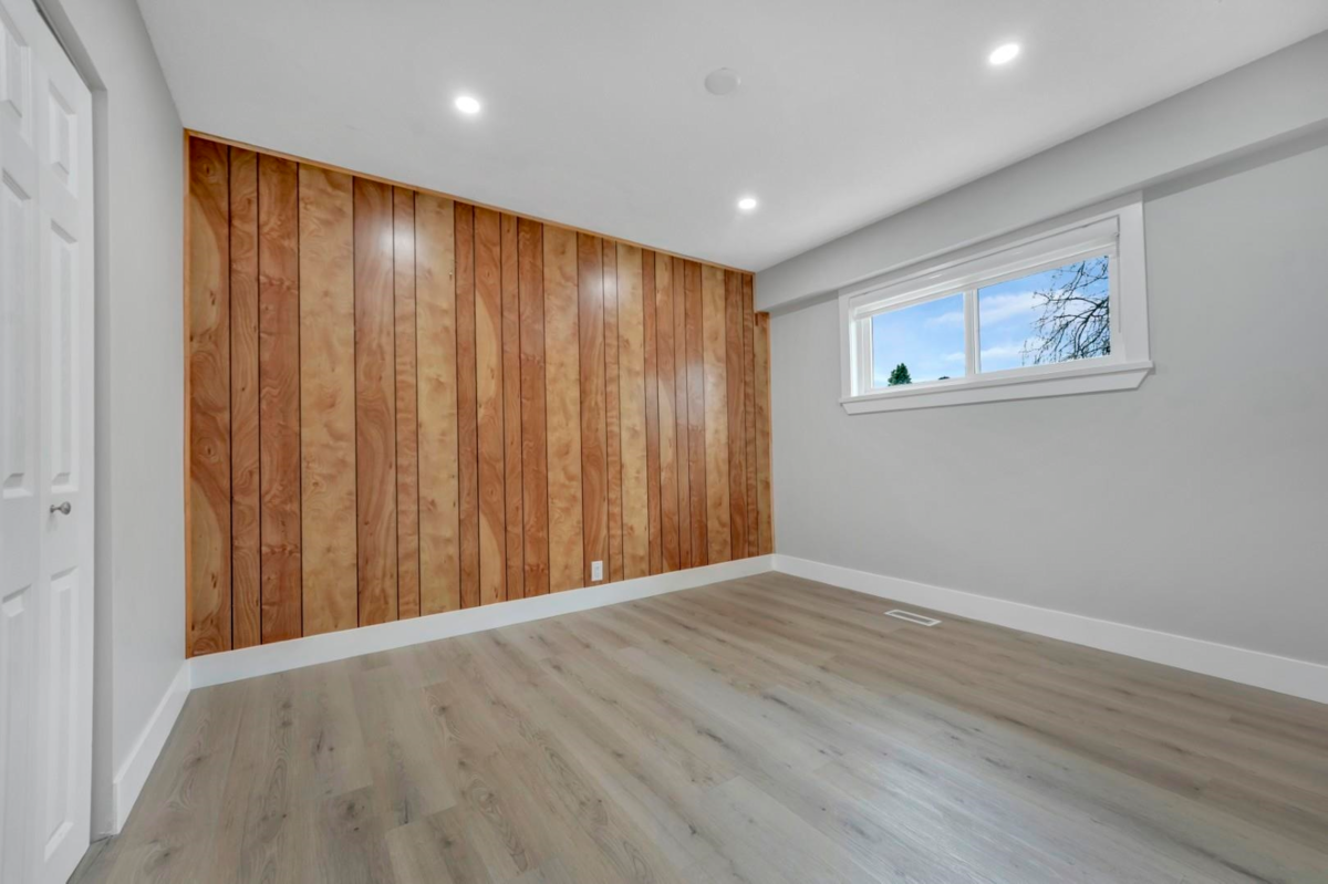 Staircase Photo of 11735 210 Street, Maple Ridge, BC