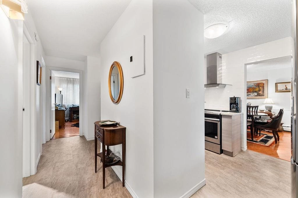 Entry Foyer Photo of 305 10240 Ryan Road, Richmond, BC