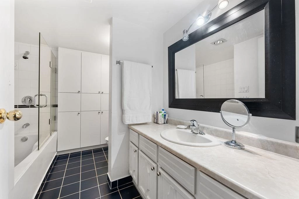 Guest Bathroom Photo of 305 10240 Ryan Road, Richmond, BC