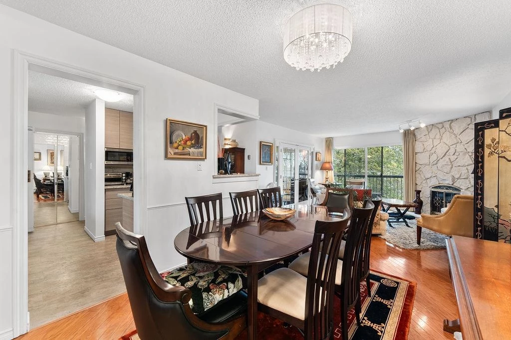 Kitchen Island Photo of 305 10240 Ryan Road, Richmond, BC