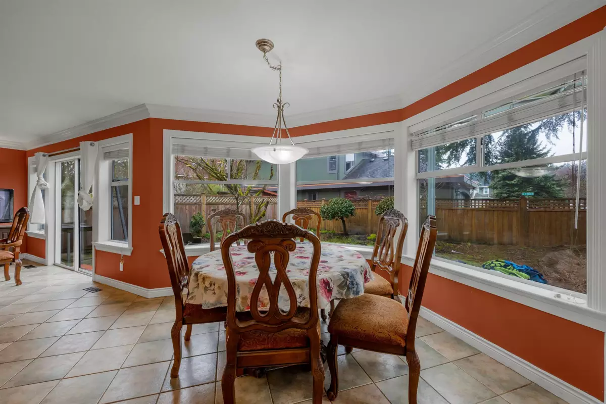 Garage Interior Photo of 2443 150 Street, Surrey, BC