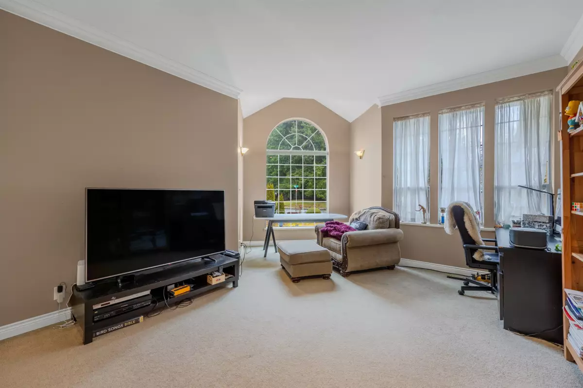 Guest Bathroom Photo of 2443 150 Street, Surrey, BC