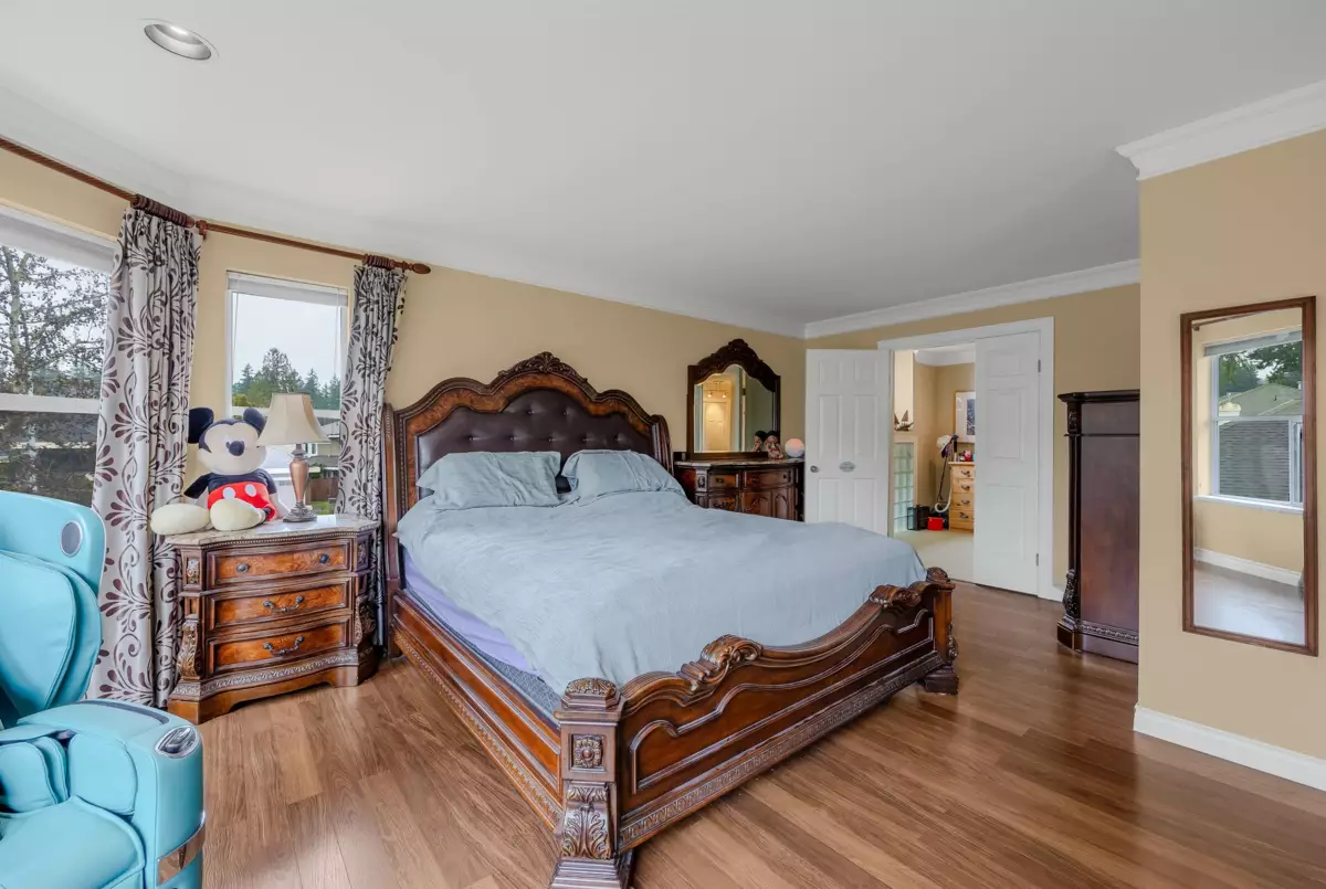 Hot Tub / Spa Photo of 2443 150 Street, Surrey, BC