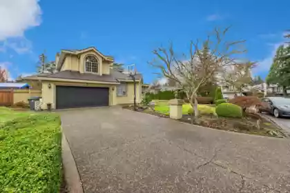 Front exterior of 2443 150 Street, Surrey, BC