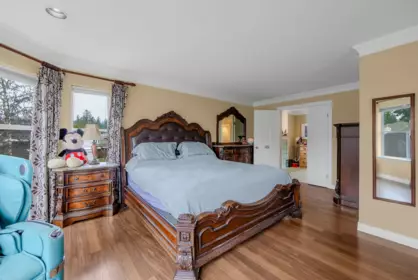 Hot Tub / Spa Photo of 2443 150 Street, Surrey, BC