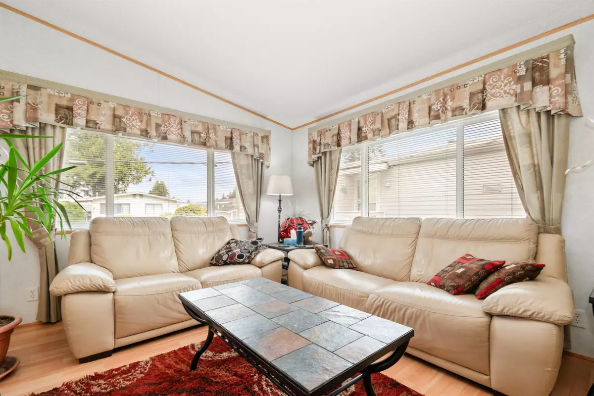 Laundry Room Photo of 13 6338 Vedder Road, Chilliwack, BC