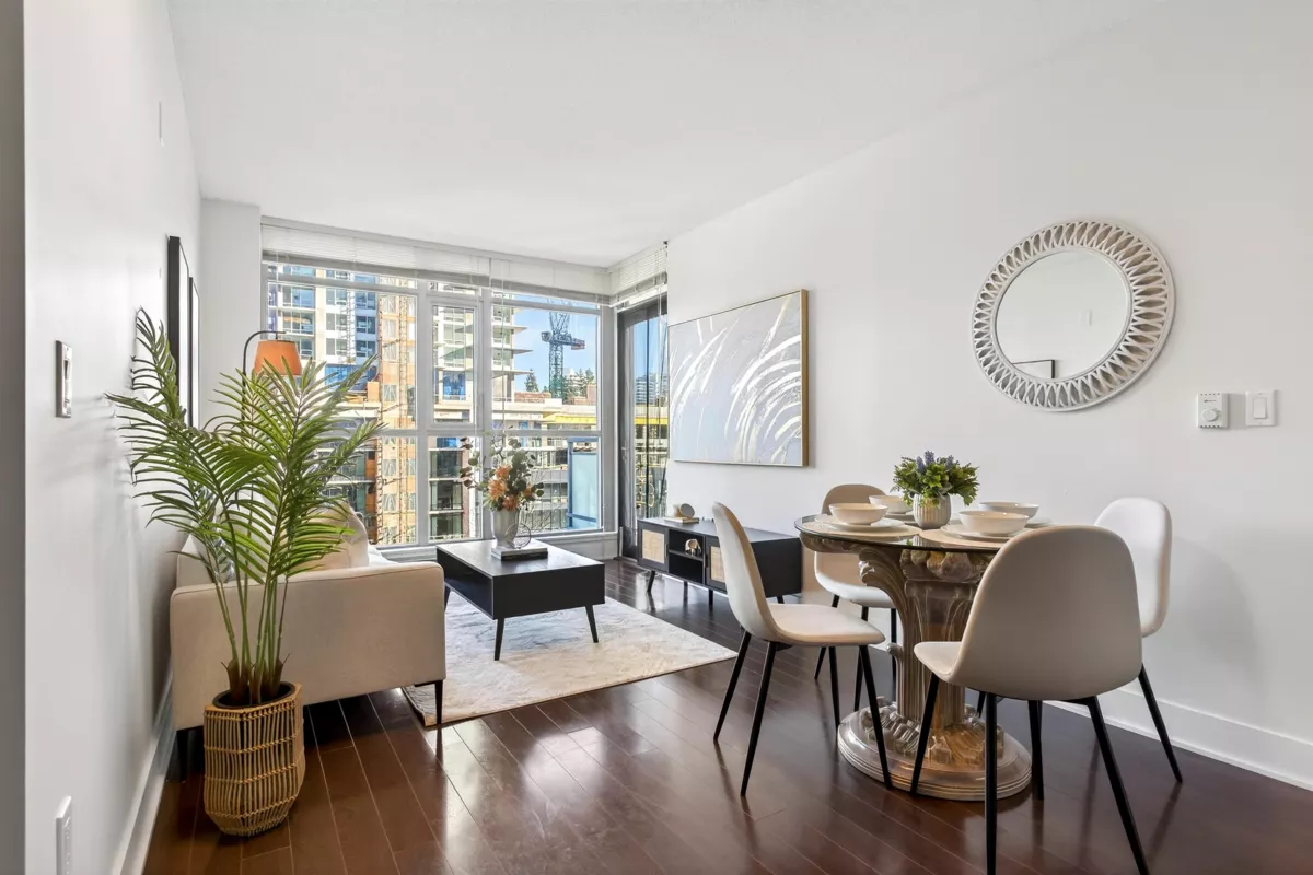 Family Room Photo of 806 3008 Glen Drive, Coquitlam, BC