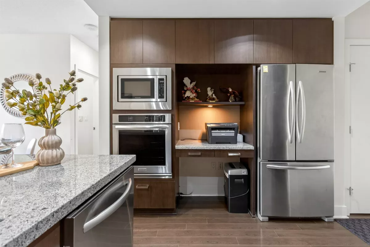 Kitchen Island Photo of 806 3008 Glen Drive, Coquitlam, BC