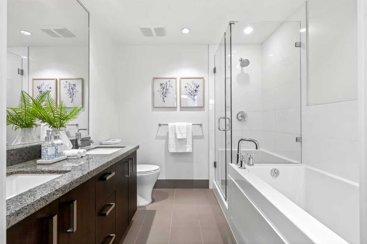 Walk-In Closet Photo of 806 3008 Glen Drive, Coquitlam, BC