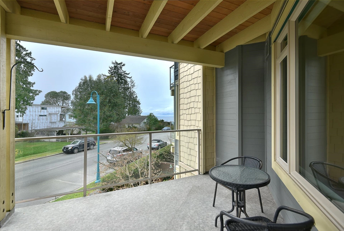Dining Area Photo of 233 5160 Davis Bay Road, Sechelt, BC