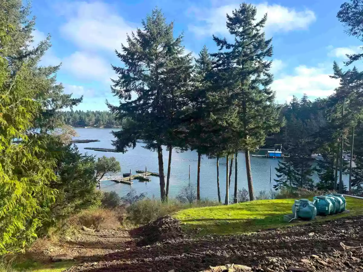 Walk-In Closet Photo of 1645 Sturdies Bay Road, Galiano Island, BC