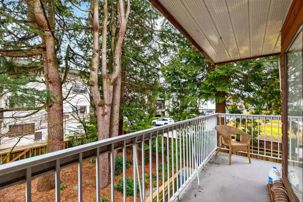 Backyard Photo of 208 11957 223 Street, Maple Ridge, BC