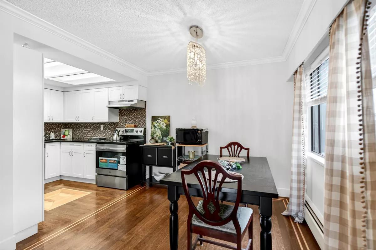 Breakfast Nook Photo of 208 11957 223 Street, Maple Ridge, BC
