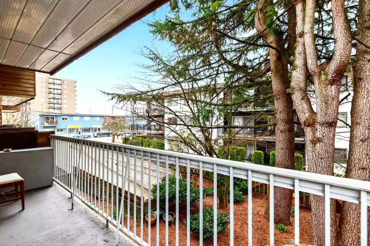 Outdoor Patio Photo of 208 11957 223 Street, Maple Ridge, BC