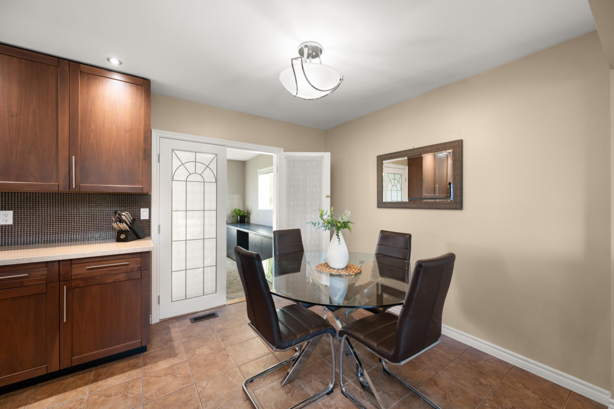 Dining Area Photo of 5118 Cooper Place, Delta, BC